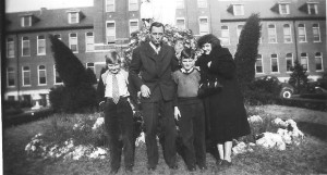 1948 Family 001